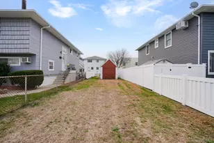 179 California Pl N, Island Park, NY 11558 - Photo 8