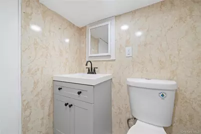 172 Juanita Avenue, Freeport, NY 11520 - Photo 22