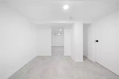 172 Juanita Avenue, Freeport, NY 11520 - Photo 18