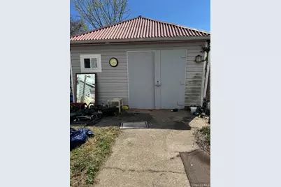 122 Manor Drive, Brookhaven, NY 11967 - Photo 10