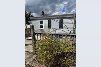122 Manor Drive, Brookhaven, NY 11967 - Photo 14