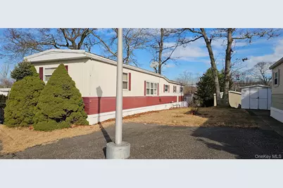 1964 River Road #35, Calverton, NY 11933 - Photo 2