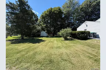 7 Dene Road, Newburgh, NY 12550 - Photo 18