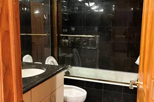 258-05 83rd Ave, Glen Oaks, NY 11004 - Photo 10