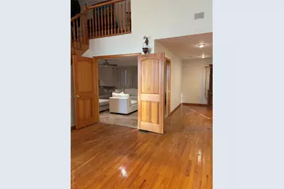 258-05 83rd Avenue, Glen Oaks, NY 11004 - Photo 4