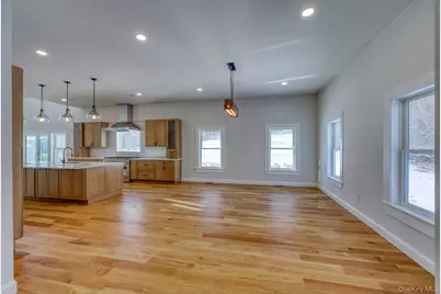 133 W Mombasha Road, Monroe, NY 10950 - Photo 8