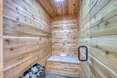 133 W Mombasha Road, Monroe, NY 10950 - Photo 18