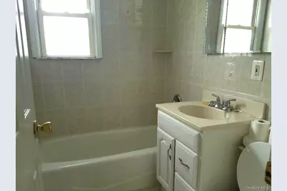 625 E Broadway #4, Long Beach, NY 11561 - Photo 6