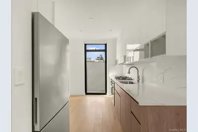 4262 Hunter Street #10A, Long Island City, NY 11101 - Photo 6