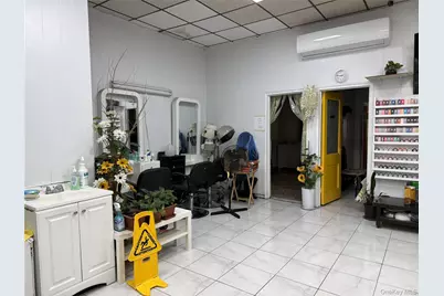 [Address not provided], Ridgewood, NY 11385 - Photo 2