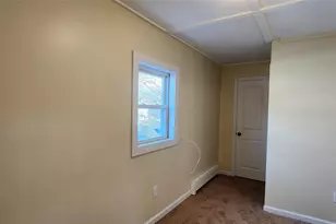 192 Cypress Dr, Mastic Beach, NY 11951 - Photo 16