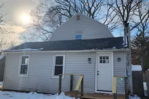 192 Cypress Dr, Mastic Beach, NY 11951 - Photo 2