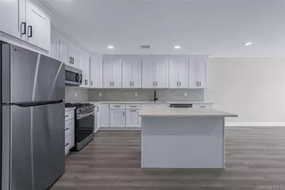 110 School Street #7, Glen Cove, NY 11542 - Photo 16