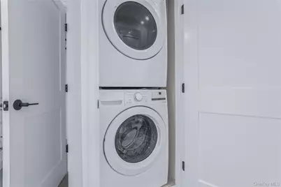 110 School Street #6, Glen Cove, NY 11542 - Photo 18