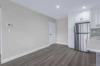 110 School Street #6, Glen Cove, NY 11542 - Photo 8