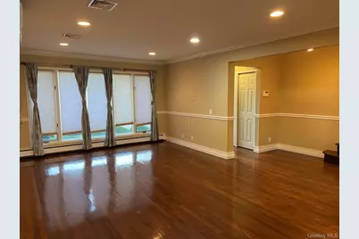 612 Marion Drive, East Meadow, NY 11554 - Photo 22