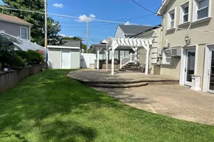 612 Marion Dr, East Meadow, NY 11554 - Photo 2