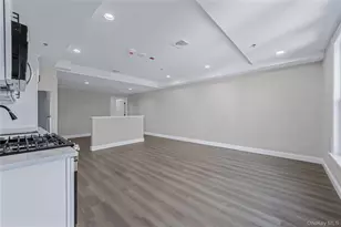 110 School St, Glen Cove, NY 11542 - Photo 10