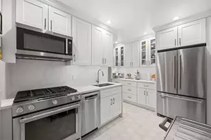 112-20 72nd Dr, Forest Hills, NY 11375 - Photo 10