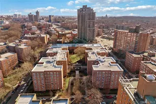 112-20 72nd Dr, Forest Hills, NY 11375 - Photo 2