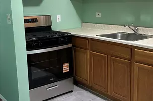 93-26 197th St, Hollis, NY 11423 - Photo 14