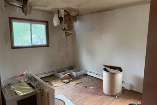 89 Manor Dr, Shirley, NY 11967 - Photo 18