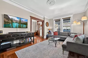 354 Carter Ave, Newburgh, NY 12550 - Photo 10