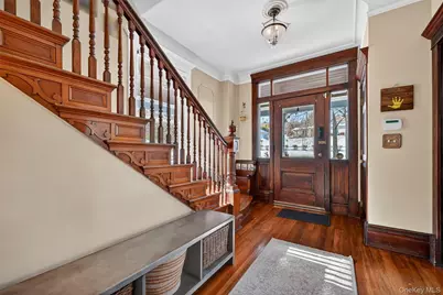 354 Carter Avenue, Newburgh, NY 12550 - Photo 8