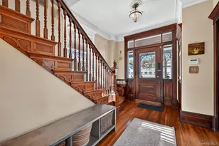 354 Carter Ave, Newburgh, NY 12550 - Photo 8