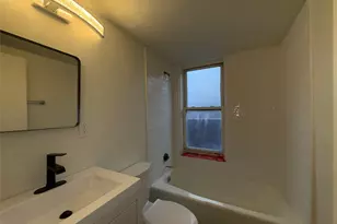 32 N Bridge St, Poughkeepsie, NY 12601 - Photo 4