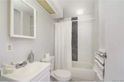 29 Robert Drive, Warwick, NY 10990 - Photo 16