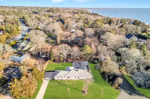 10 Lenape Rd, Southampton, NY 11968 - Photo 2