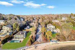 10 Lenape Rd, Southampton, NY 11968 - Photo 36