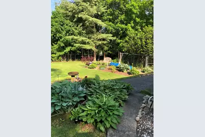 10 Catalpa Lane, Stony Brook, NY 11790 - Photo 32