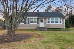 10 Catalpa Ln, Stony Brook, NY 11790 - Photo 2