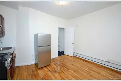 563 Miller Avenue, Brooklyn, NY 11207 - Photo 8