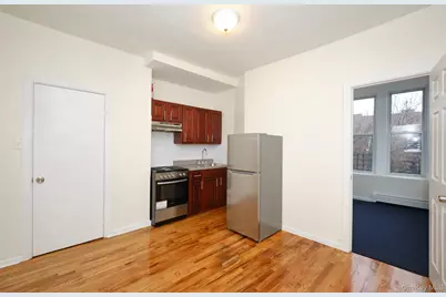 563 Miller Avenue, Brooklyn, NY 11207 - Photo 4