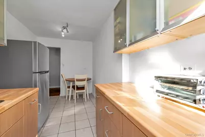 83-40 Austin Street #7K, Kew Gardens, NY 11415 - Photo 8