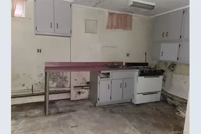 3237 Rawlins Avenue, Bronx, NY 10465 - Photo 20