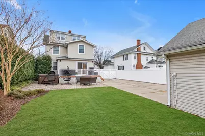 41 Marion Street, Lynbrook, NY 11563 - Photo 18