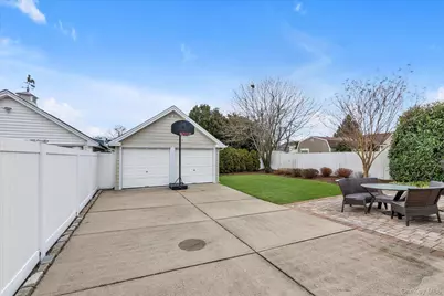 41 Marion Street, Lynbrook, NY 11563 - Photo 20