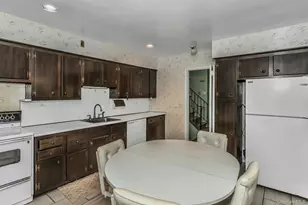 477 Demott Ave, Baldwin, NY 11510 - Photo 14