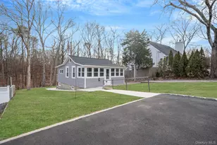 4 Wyandanch Trail, Ridge, NY 11961 - Photo 2