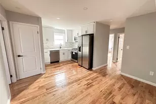 137-14 Bedell St, Springfield Gardens, NY 11413 - Photo 2