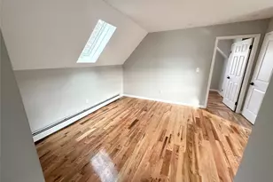 137-14 Bedell St, Springfield Gardens, NY 11413 - Photo 4