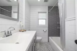 2778 King St, Oceanside, NY 11572 - Photo 10