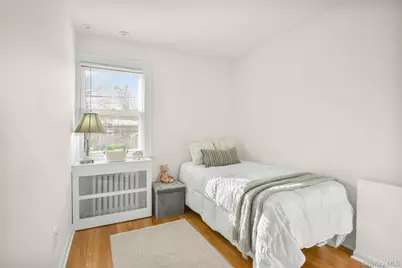 323 Wagner Avenue, Mamaroneck, NY 10543 - Photo 14