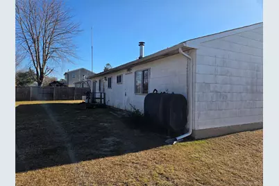 17 Thrasher Avenue, Bellport, NY 11713 - Photo 4