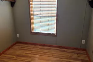 8 Greenrose Dr, Marlboro, NY 12542 - Photo 6