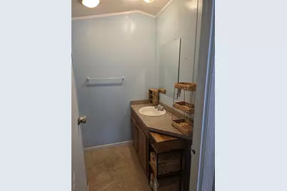 8 Greenrose Drive, Marlboro, NY 12542 - Photo 12